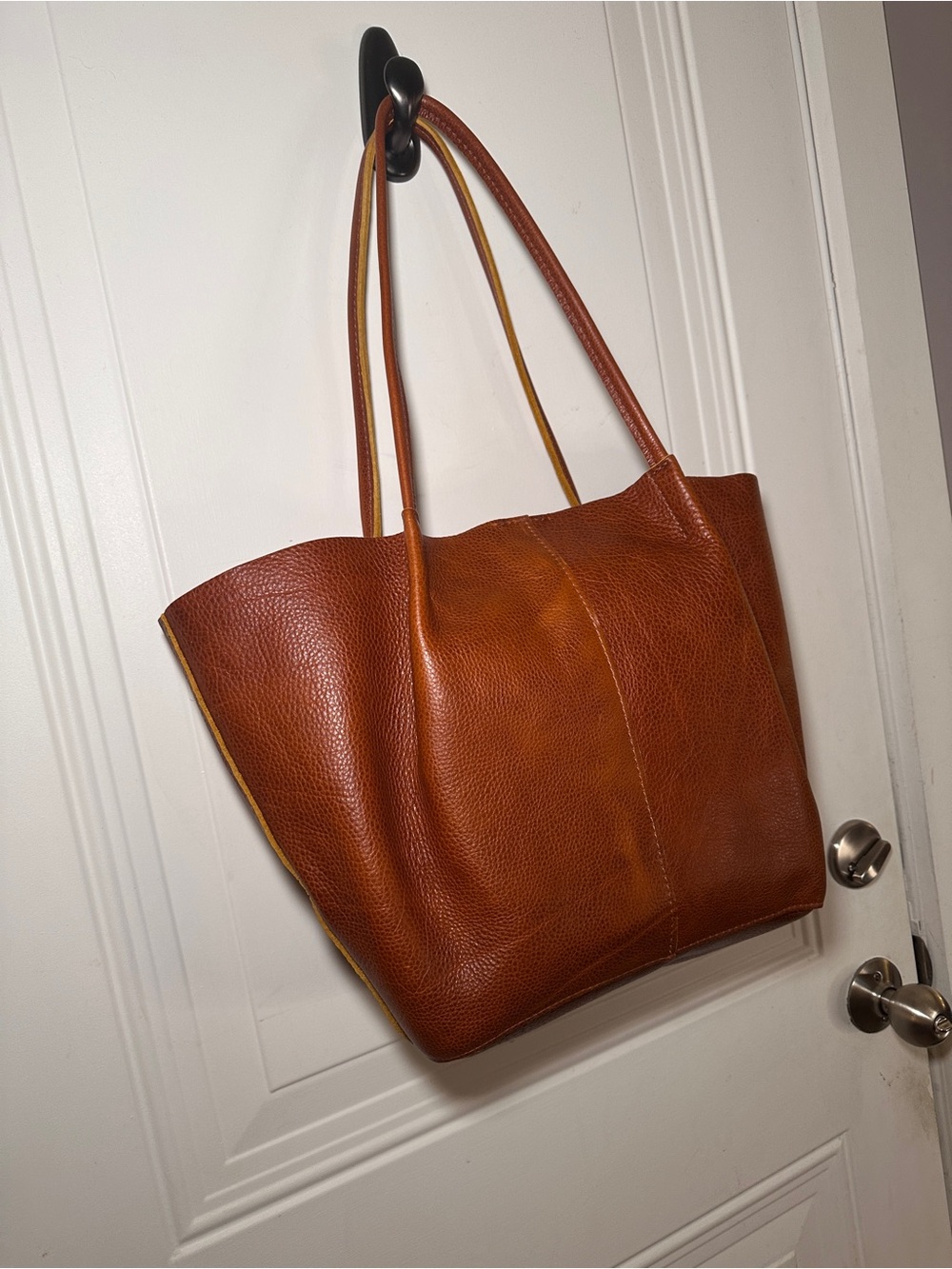 Portland Leather Large Devan Bucket Tote - Nutmeg - Picture 11 of 13
